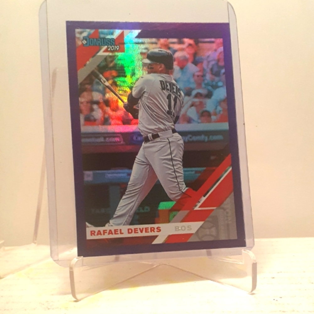 Rafael Devers foil card